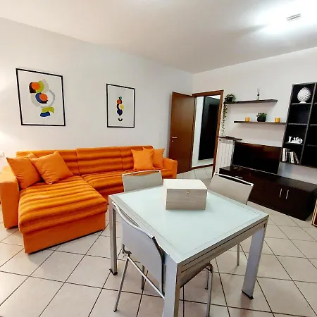 Monolocale-7 Minuti Da Bergamo, 10 Minuti Milan Bergamo Airport Apartment Gorle Exterior photo